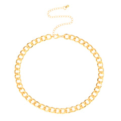 A stunning 18K gold-plated Cuban chain necklace highlights its exquisite craftsmanship and shine.