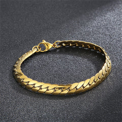 Eye-catching 18K gold-plated curb chain bracelet, showcasing a large chain for a chic and stylish accessory.