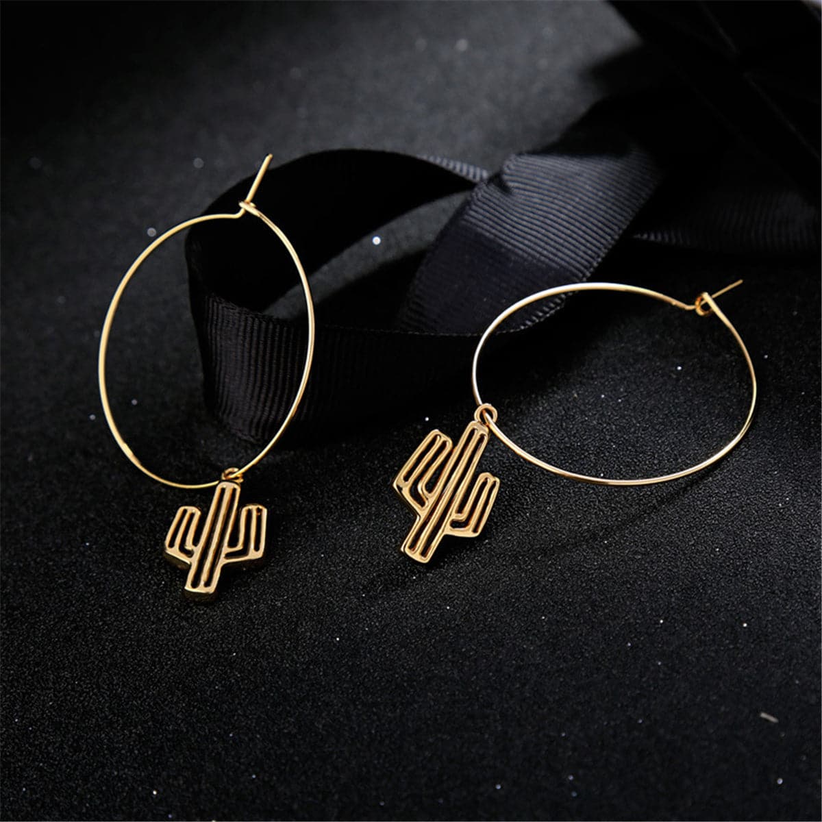 Stunning 18K gold-plated hoop earrings featuring a unique cactus design, perfect for adding flair to any outfit.