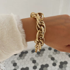 Elegant 18K gold-plated bracelet featuring a striking large link design, perfect for adding a touch of luxury to any outfit.