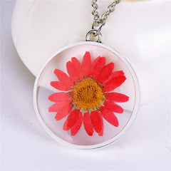 Red Pressed Mum & Silver-Plated Round Pendant Necklace