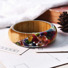 Multicolor Dried Flower Wooden Bangle