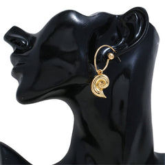 Stylish 18K gold-plated conch drop earrings with a spiral motif, a must-have accessory for a sophisticated look.