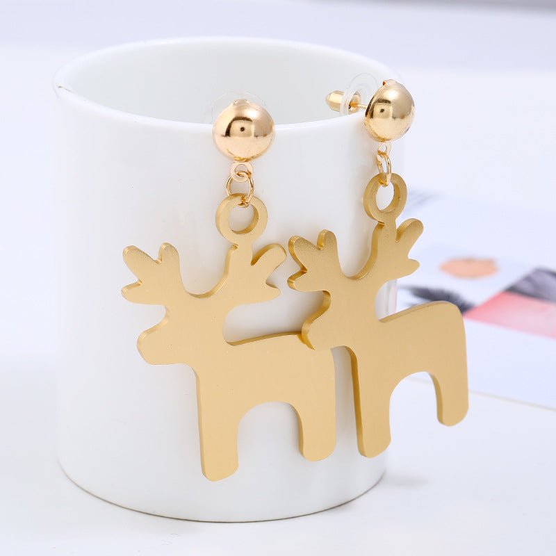 Stunning 18K gold-plated deer earrings, showcasing a unique design that elevates your style with a touch of elegance.