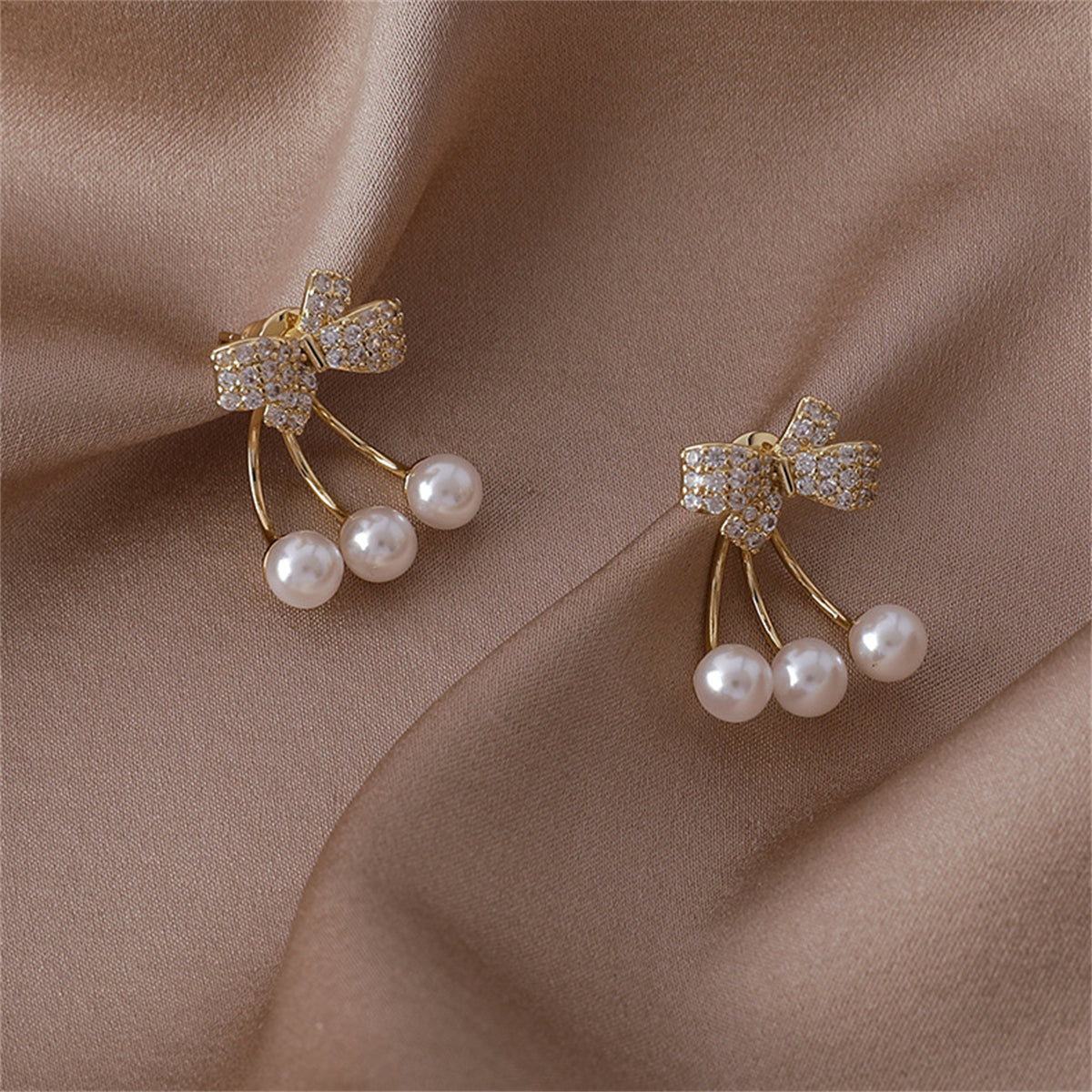 Cubic Zirconia & Pearl 18K Gold-Plated Bow Ear Jackets