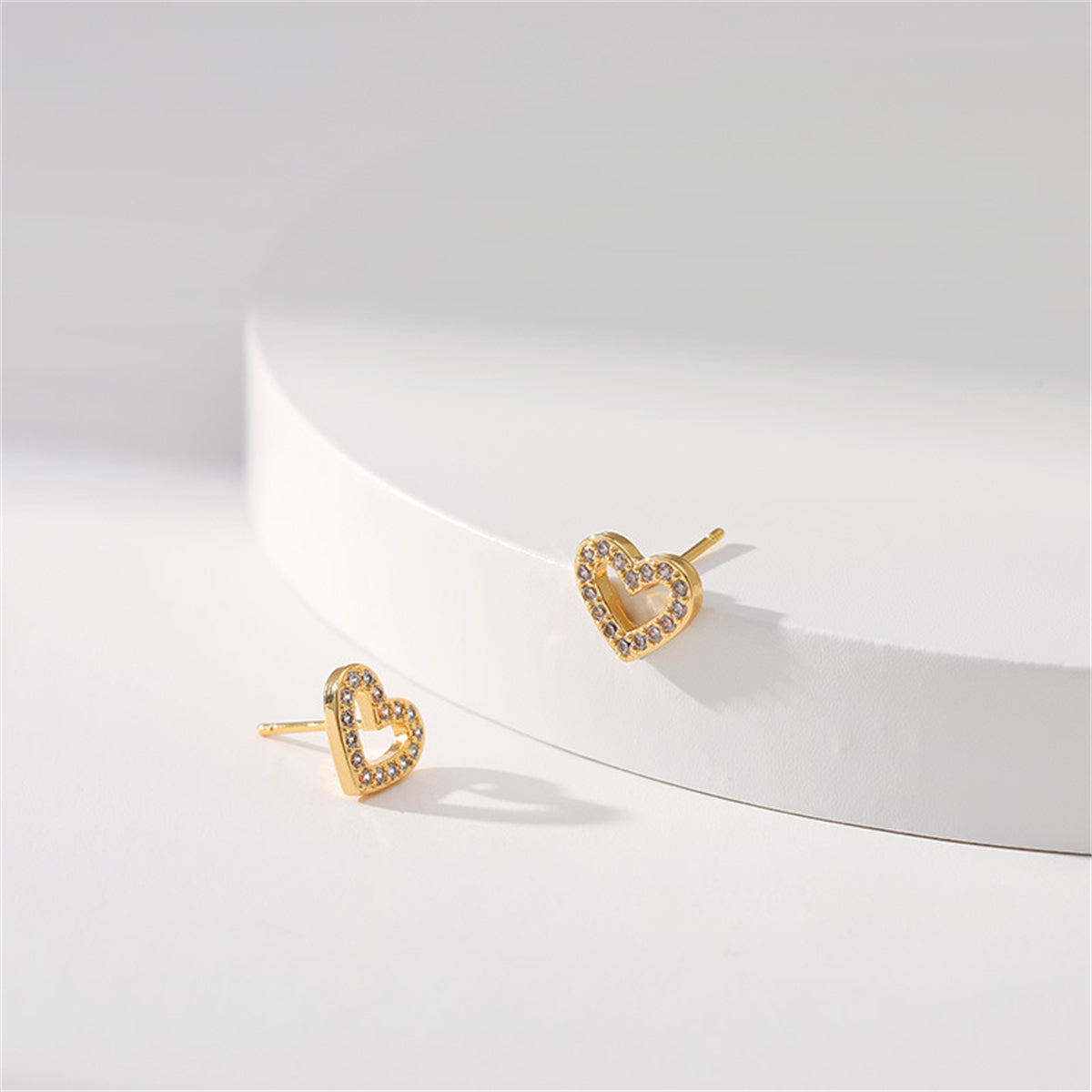 Cubic Zirconia & 18K Gold-Plated Heart Stud Earring