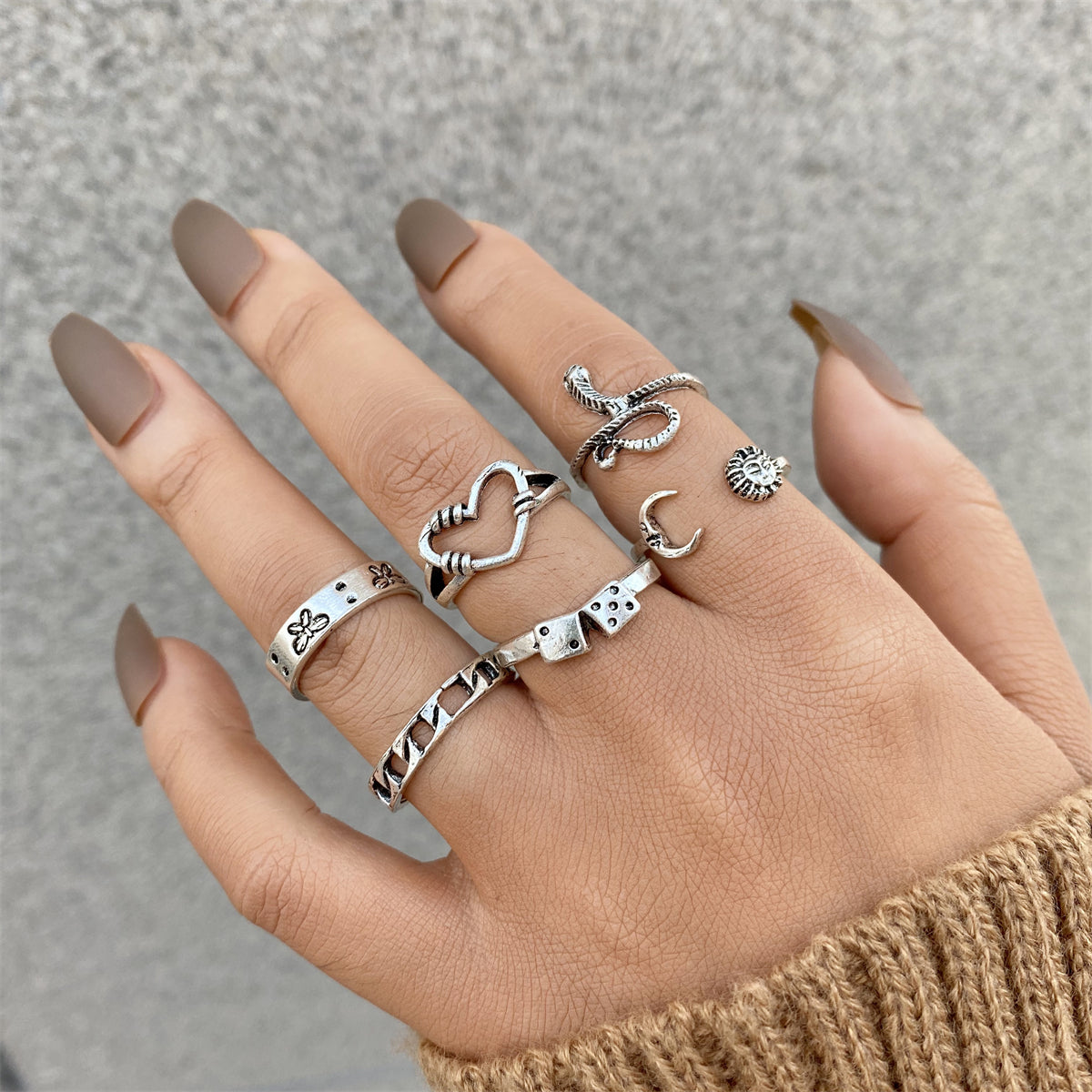 Silver-Plated Openwork Heart Snake Ring Set