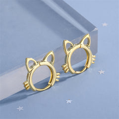 Adorable cat-shaped huggie earrings in 18K gold plating, a delightful addition to your jewelry collection.