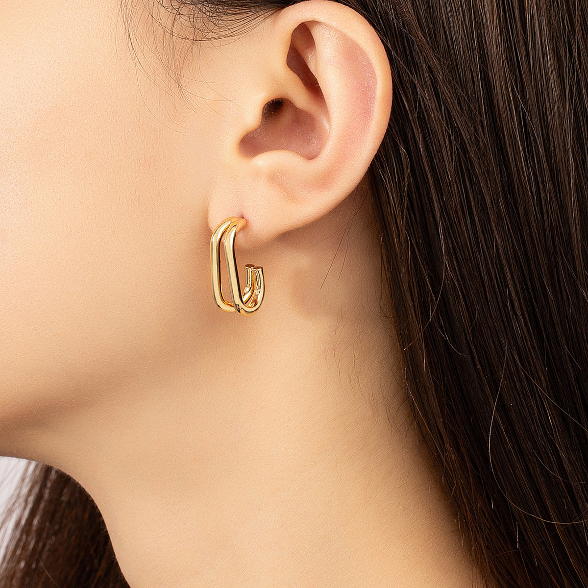 18K Gold-Plated Oval Huggie Earrings