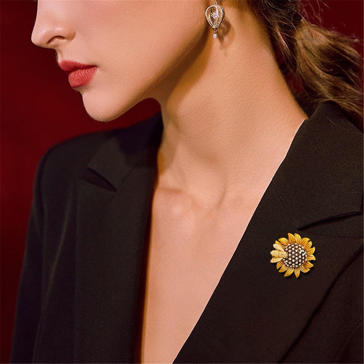 Cubic Zirconia & 18K Gold-Plated Sunflower Bee Brooch