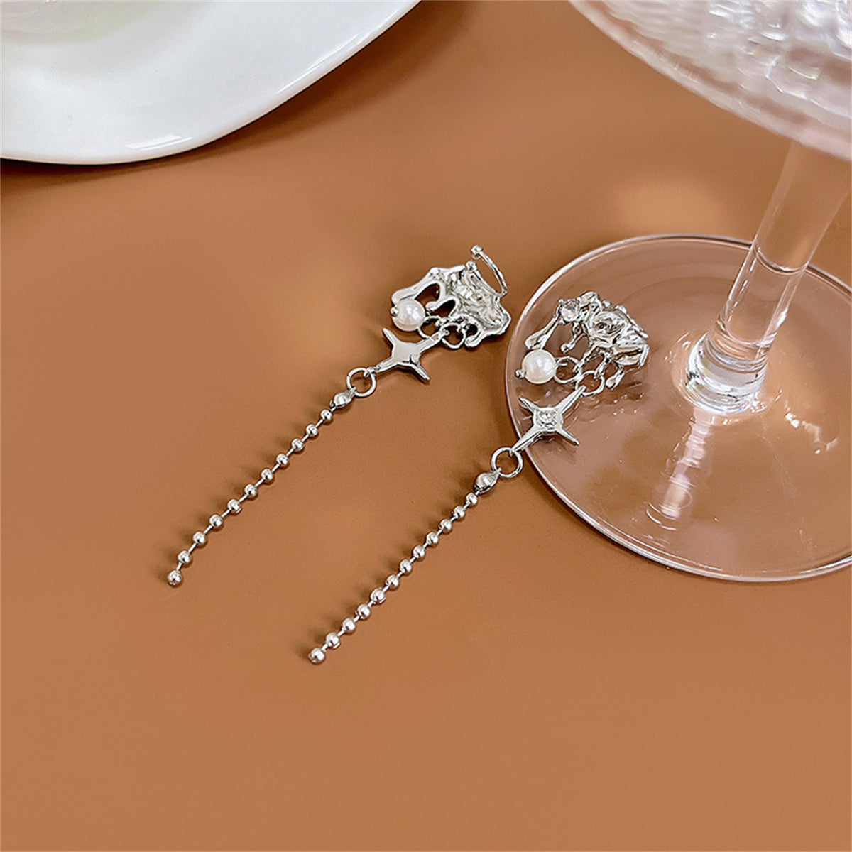 Pearl & Cubic Zirconia Silver-Plated Star Tassel Ear Cuff