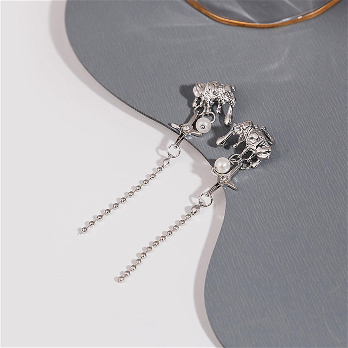 Pearl & Cubic Zirconia Silver-Plated Star Tassel Ear Cuff