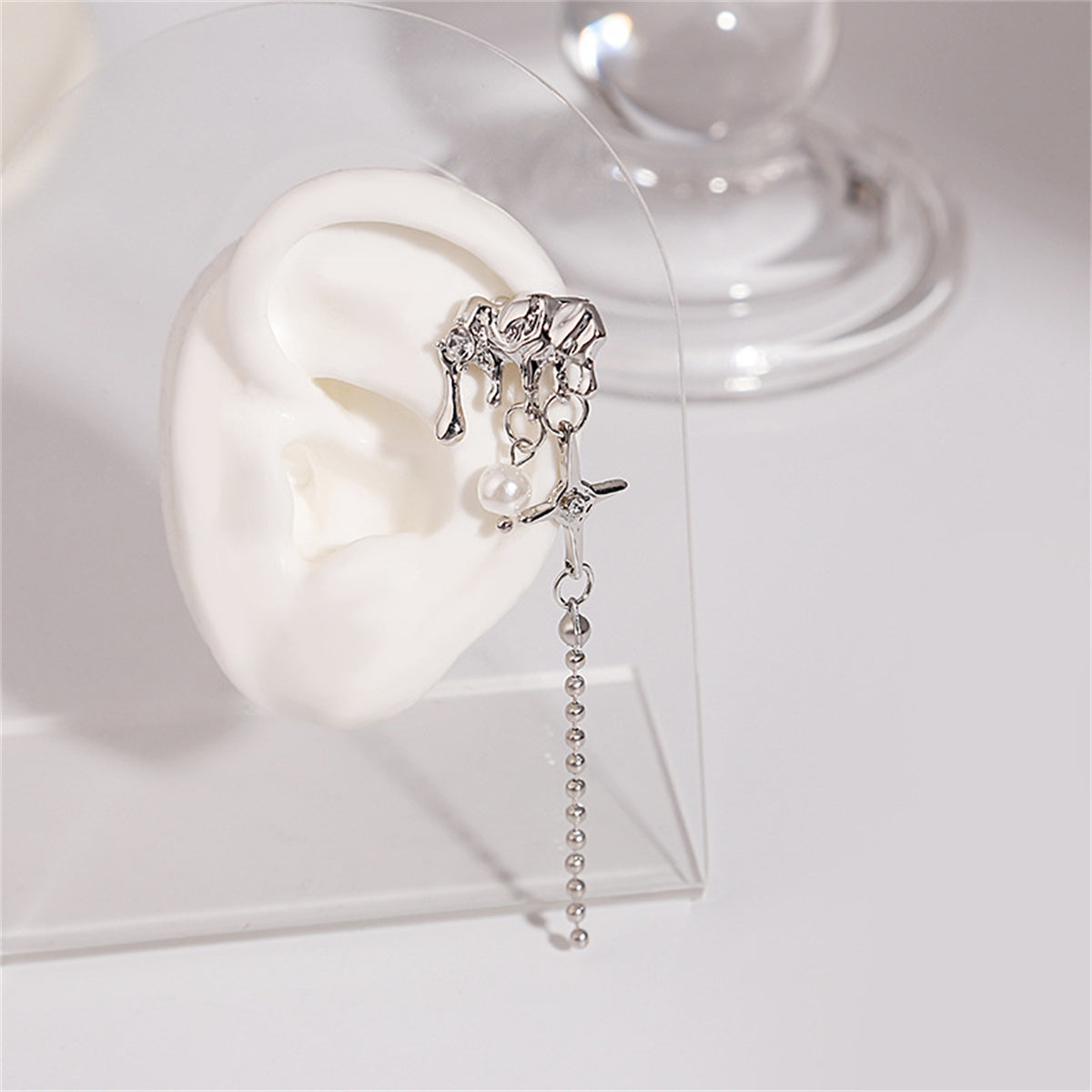 Pearl & Cubic Zirconia Silver-Plated Star Tassel Ear Cuff