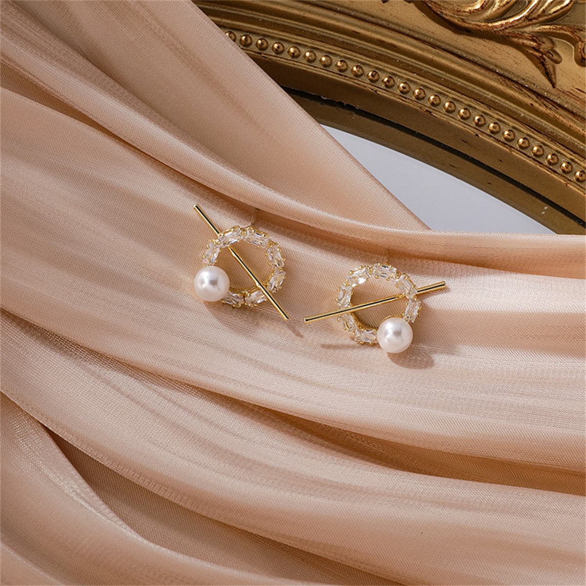 Pearl & Cubic Zirconia Pavé Bar Round Stud Earrings