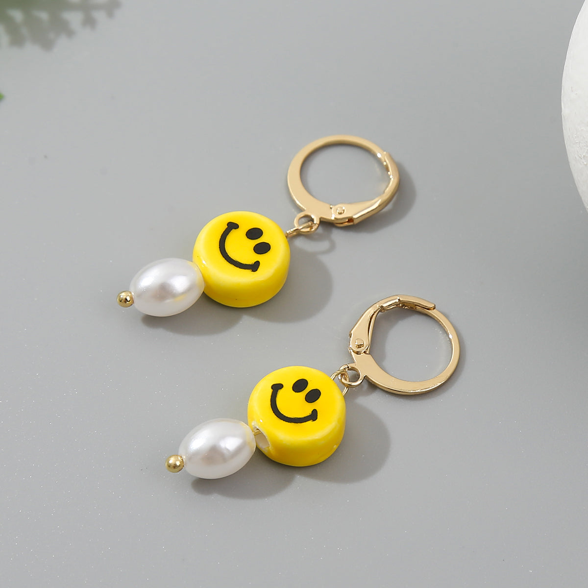 Pearl & Acrylic 18K Gold-Plated Smiley Huggie Earrings