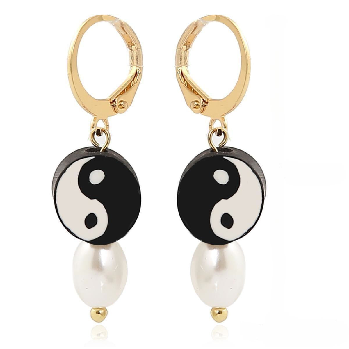 Pearl & Acrylic 18K Gold-Plated Yin-Yang Huggie Earrings