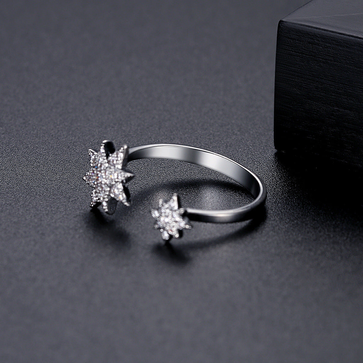 Cubic Zirconia & Silver-Plated Star Open Ring