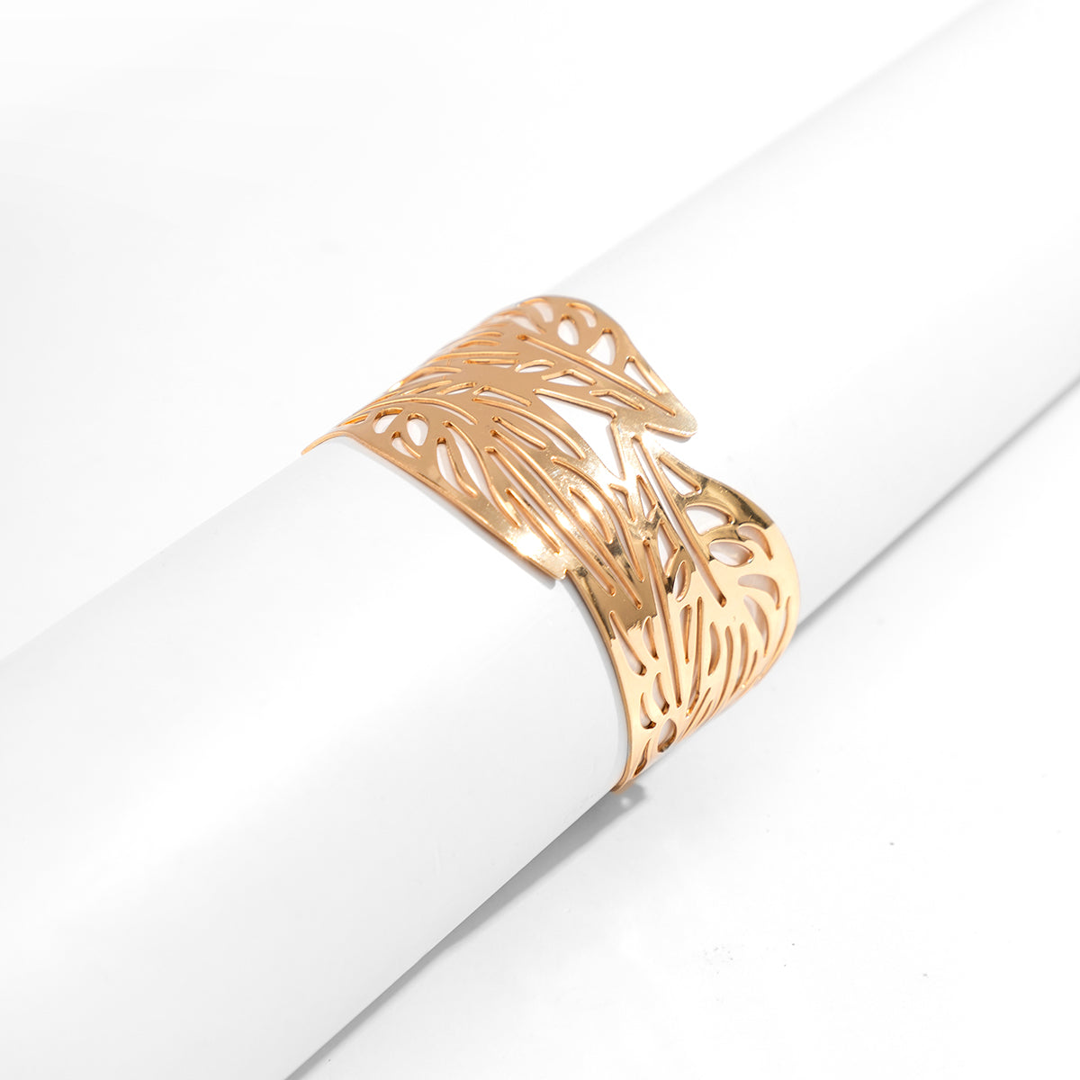 18K Gold-Plated Openwork Leaves Cuff Bracelet