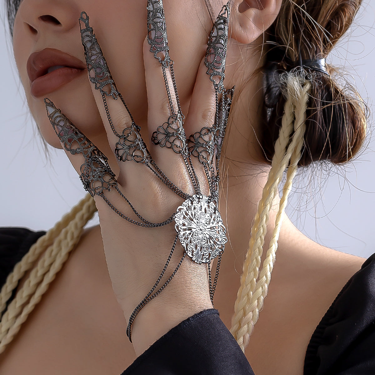 Black Filigree Full Hand Wrist-To-Ring Bracelet