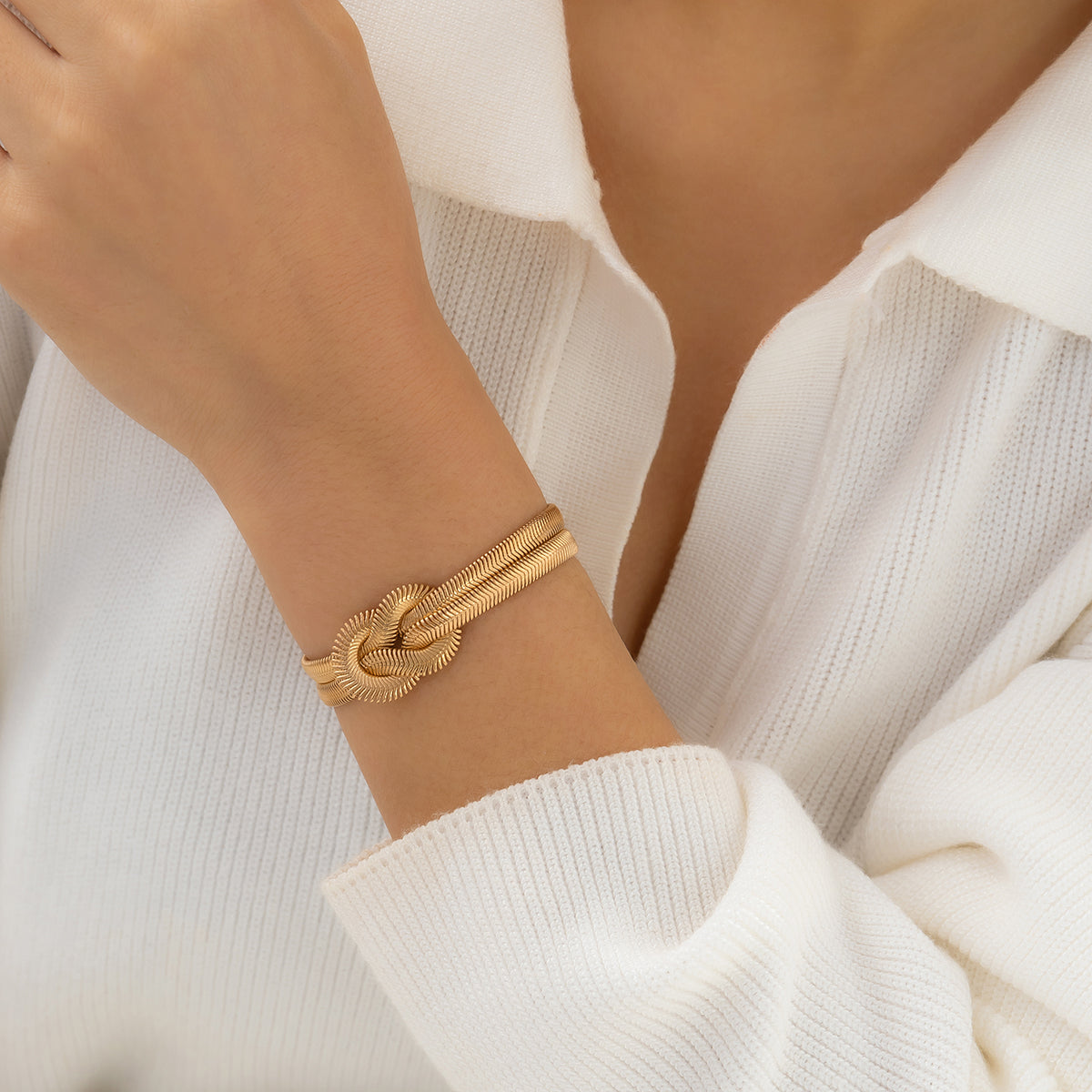 18K Gold-Plated Herringbone Chain Knot Bracelet