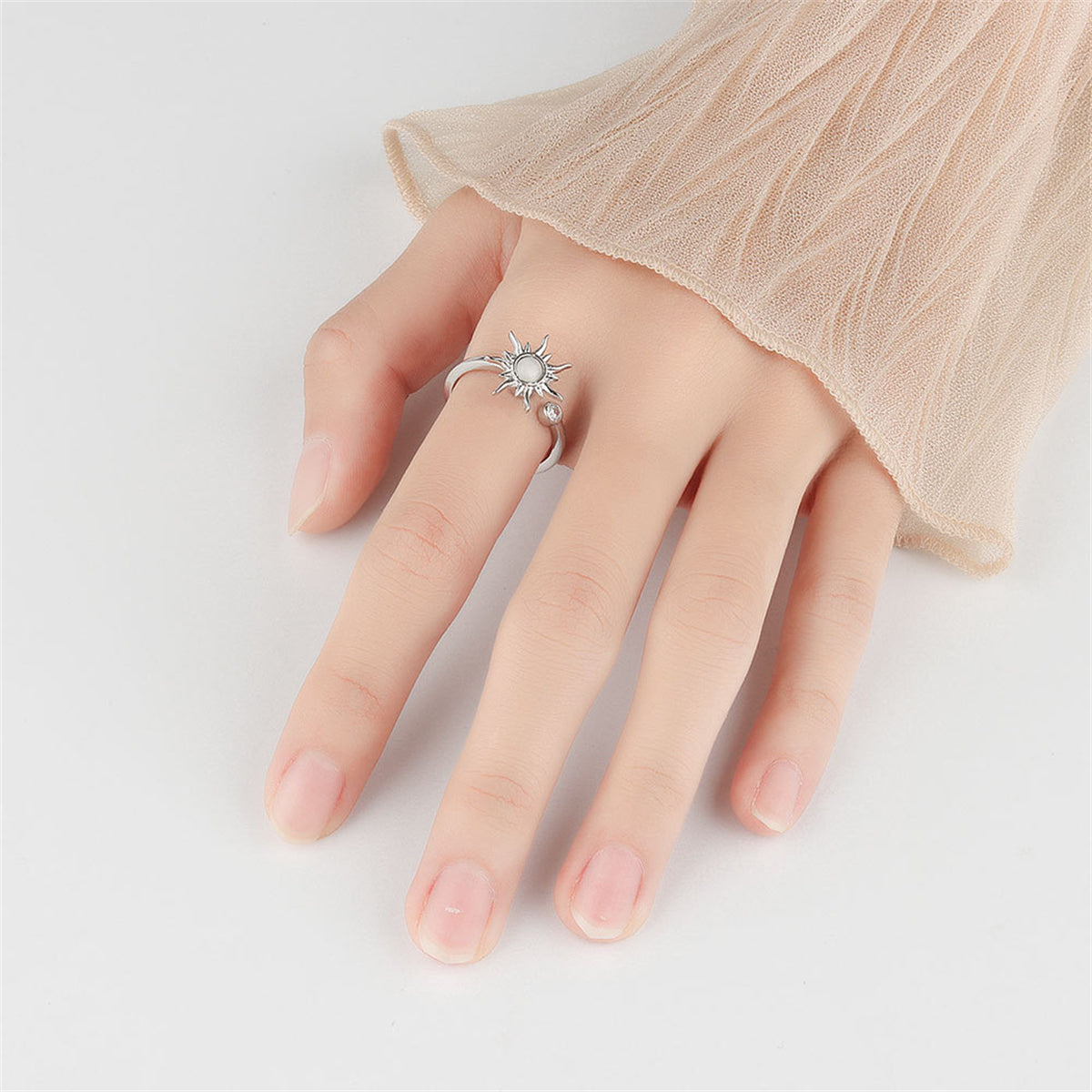 Quartz & Silver-Plated Rotating Sun Open Ring