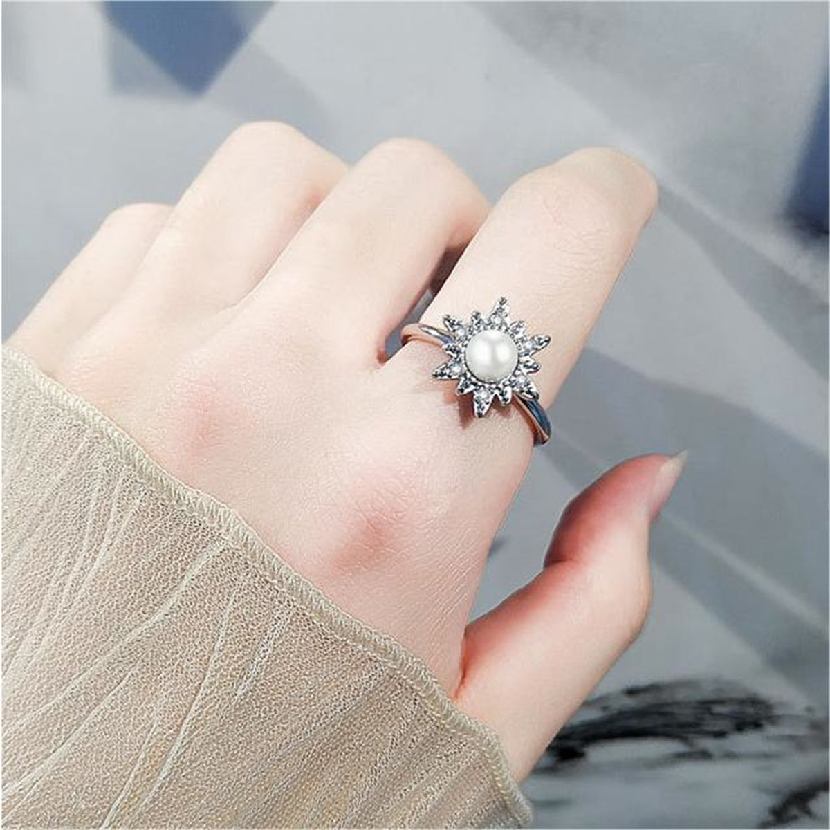 Cubic Zirconia & Pearl Silver-Plated Rotating Flower Open Ring