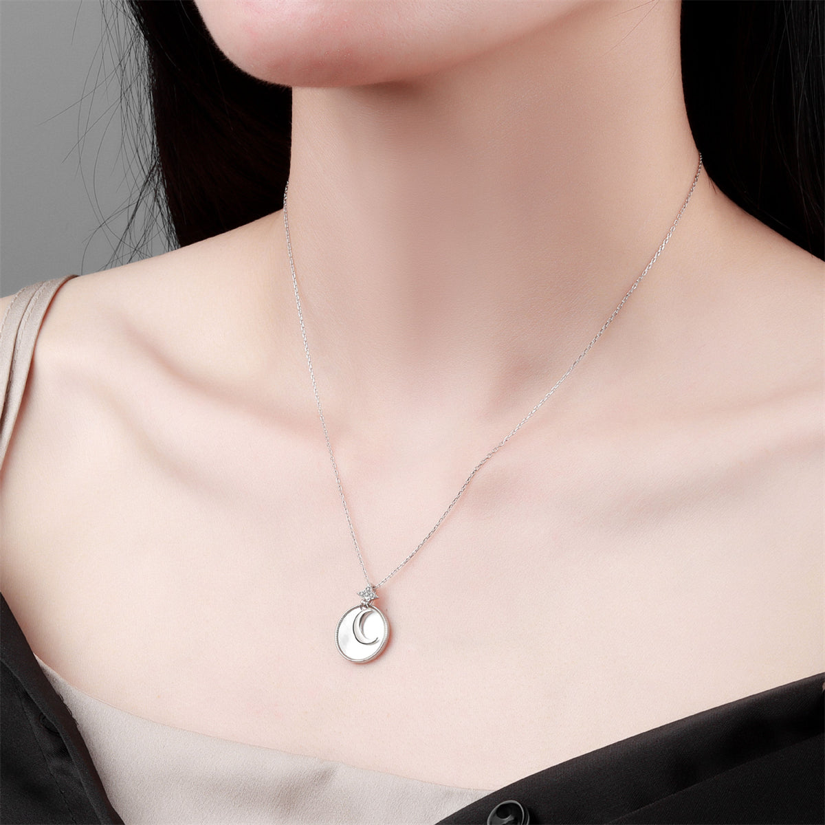 Shell & Silver-Plated Moon Round Pendant Necklace