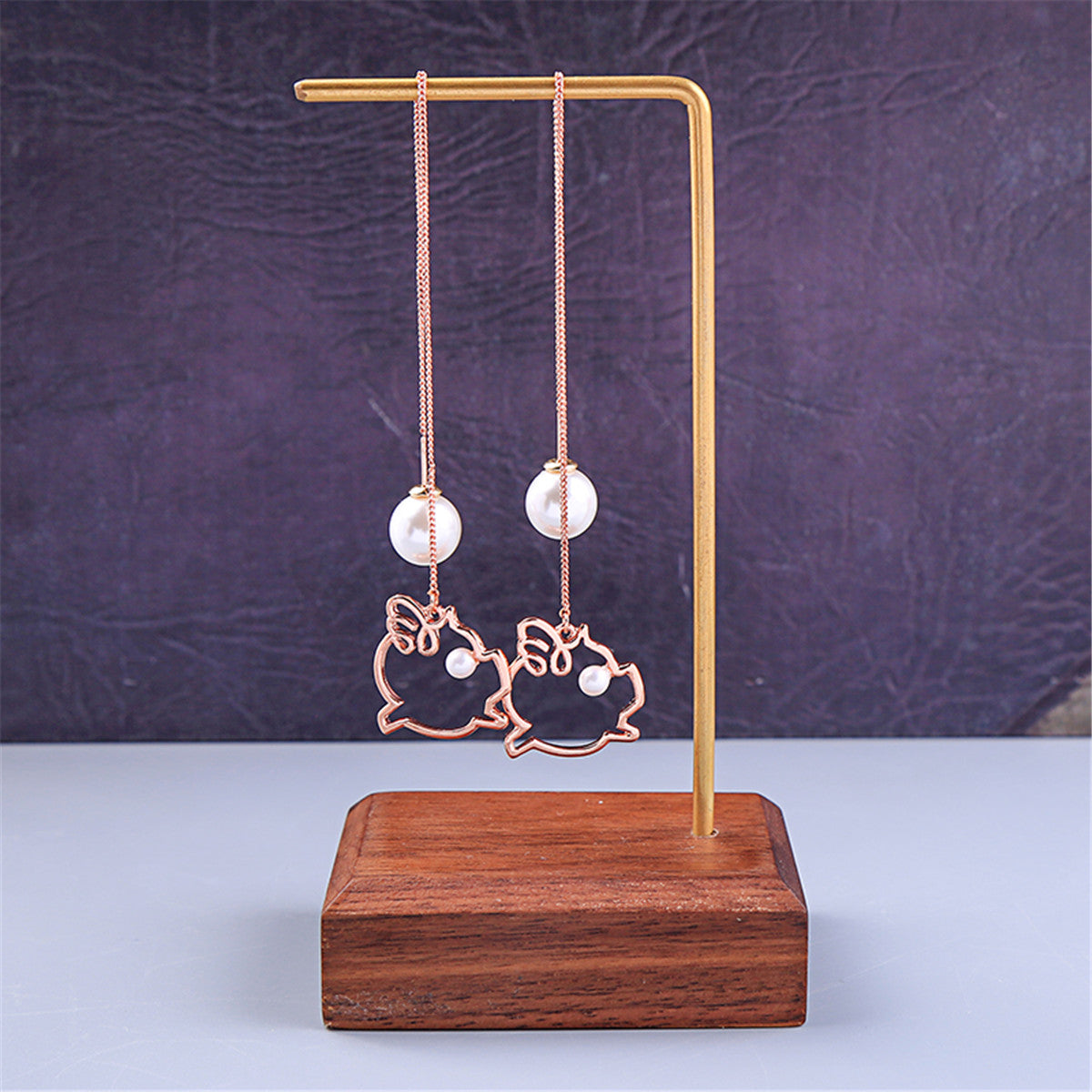 Pearl & 18K Gold-Plated Open-Pig Threader Earrings